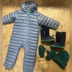 Primary kids Snow set with boots (ten little)
